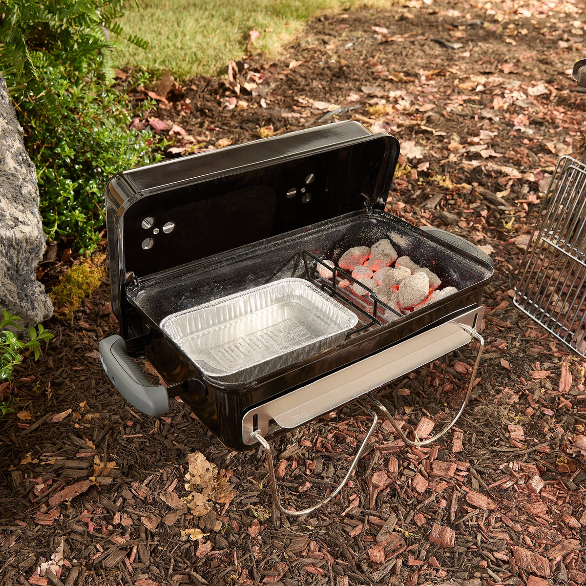 Weber Go-Anywhere® Charcoal Grill